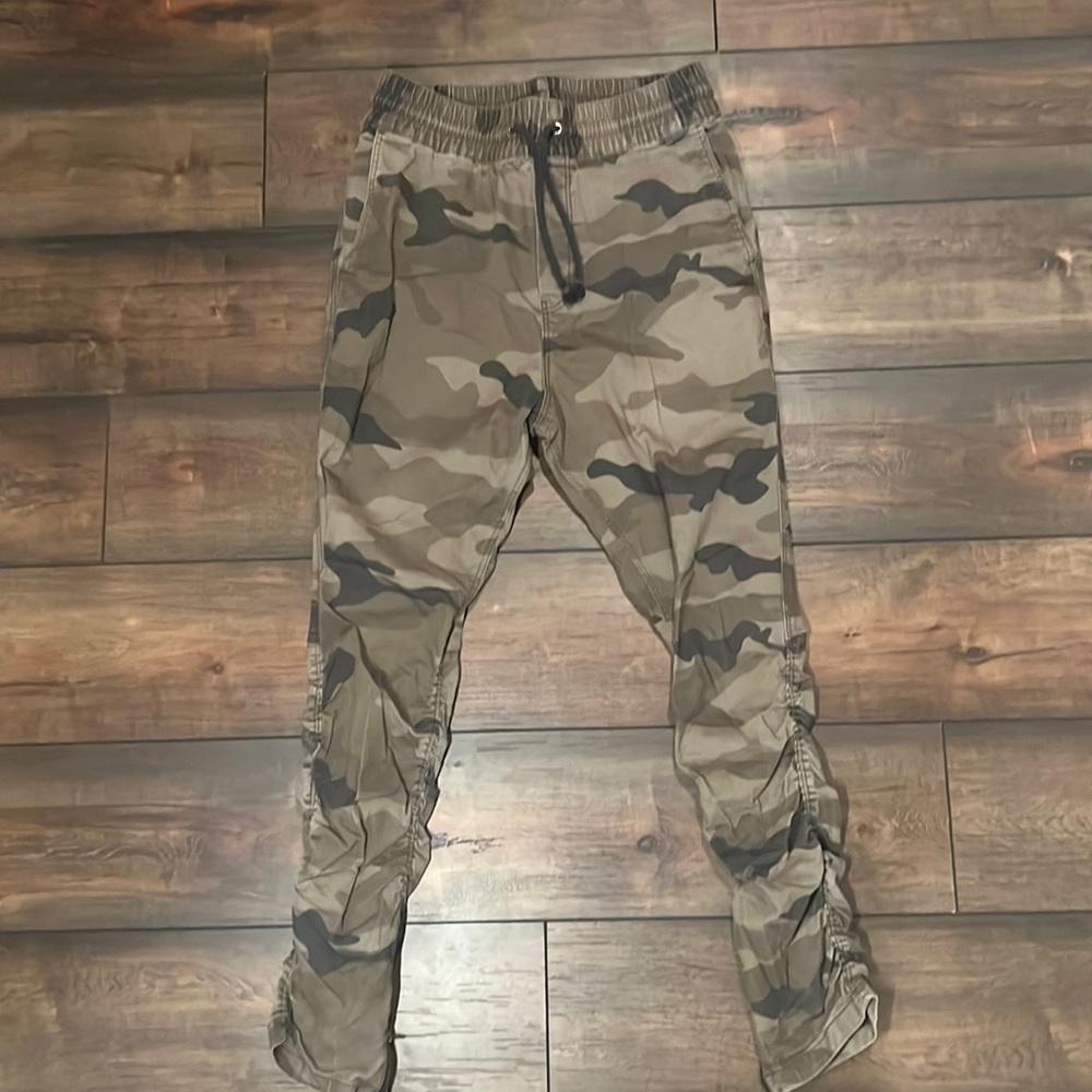 Divided (H&M) Cotton Twill Joggers Camo Size Medium
